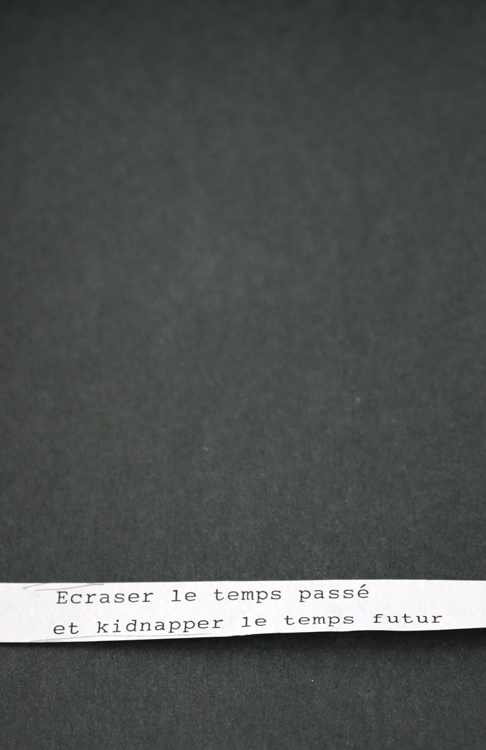 Vue de l'exposition intitulée "Be my ghost" : Extrait de cahier / fragment de poème, G. Fréchette 19--, documents ©AGQ, Photographie : Bottereau & Fiquet