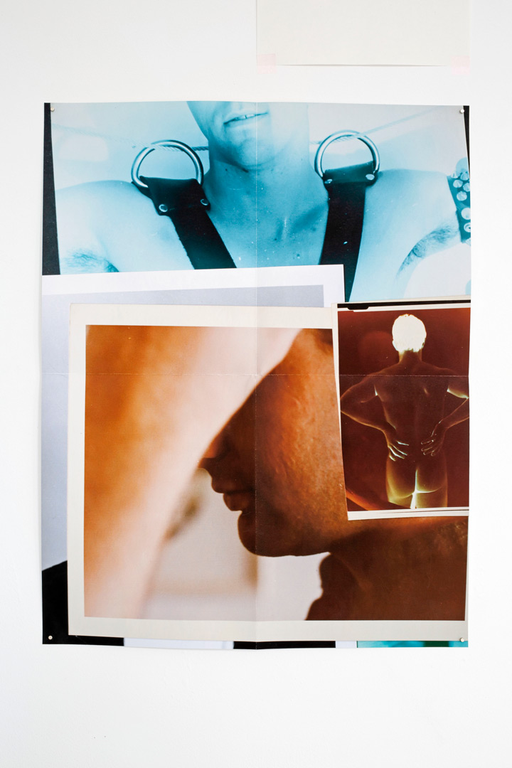 Vue de l'exposition intitulée "Be my ghost" : Superposition d’archives : tirages argentiques, G. Fréchette. Documents ©AGQ, Photographie : Bottereau & Fiquet, impression numérique, 2023